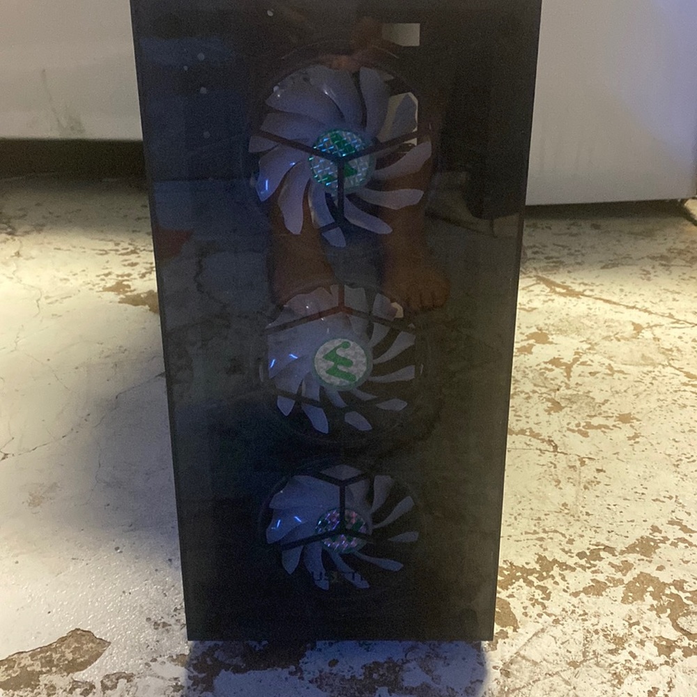 Pc case, fans in it